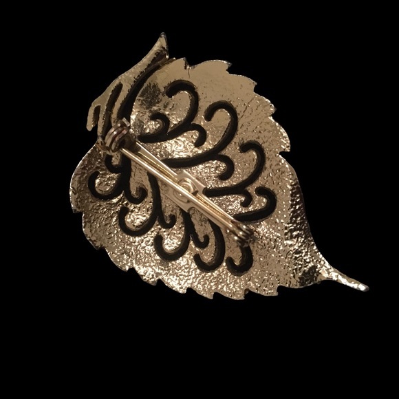 Vintage Silver Leaf Brooch Pin - Picture 2 of 5